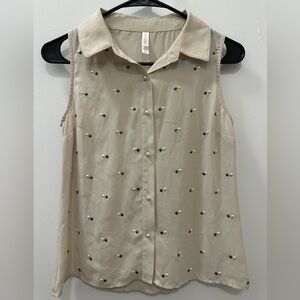 Xhilaration Women’s Sleeveless Beaded Blouse Size XS / TP EUC